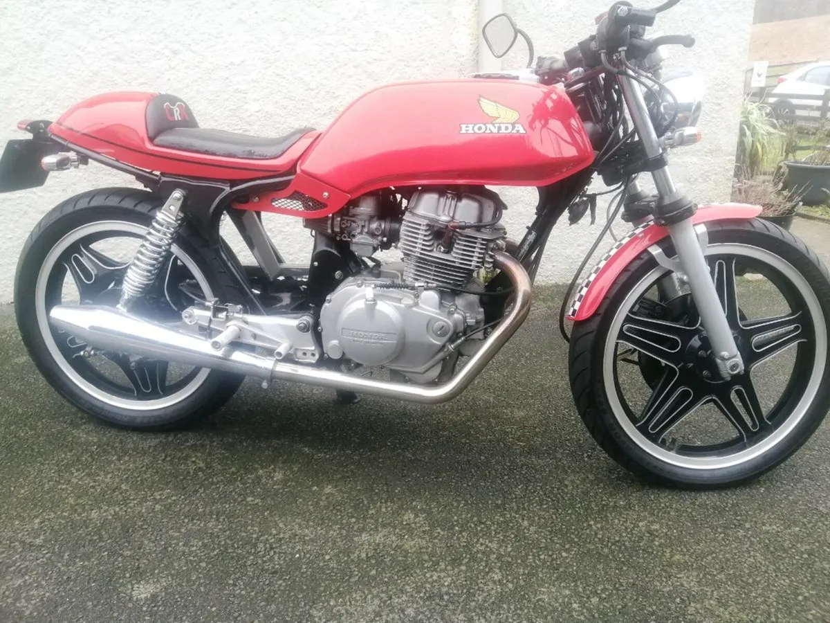 Honda cb250 superdream cafe racers - Image 2