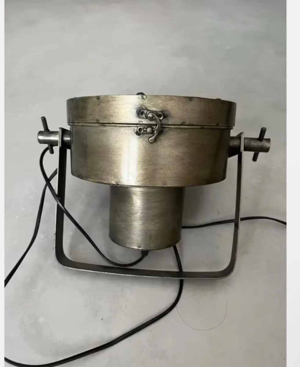 Industrial Spotlight  / Table Lamp - Image 1