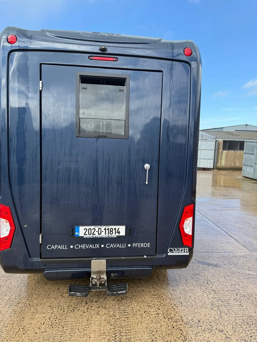 2020 Renault Master STX 3 Seater - Image 4