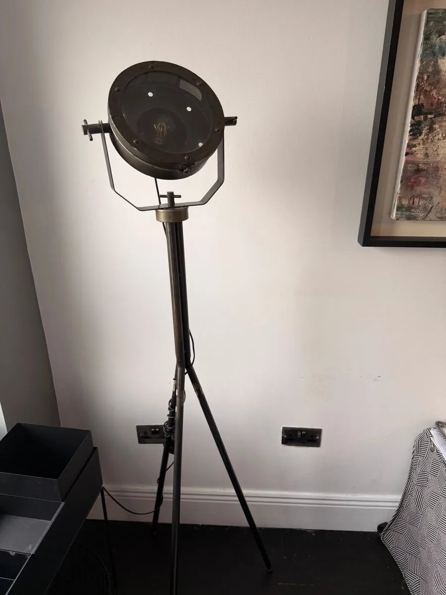 Industrial Tripod Floor Lamp - Image 2