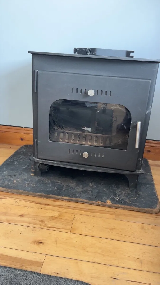 Stove for sale, Solid Fuel with back boiler. - Image 2