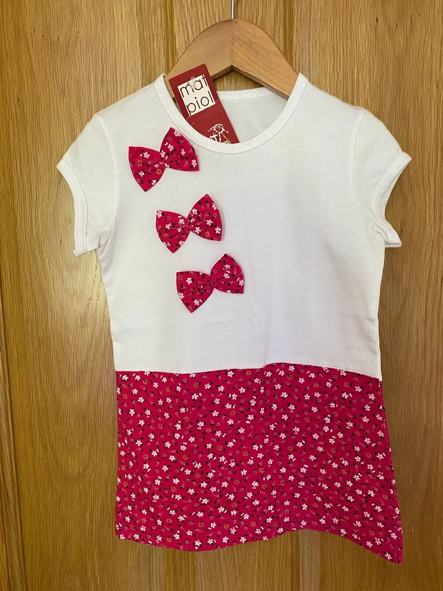 Girl’s Brand New Short Sleeve 3 Bows White Top - Image 1