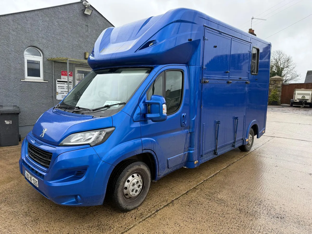 2020 Peugeot Boxer - Image 2