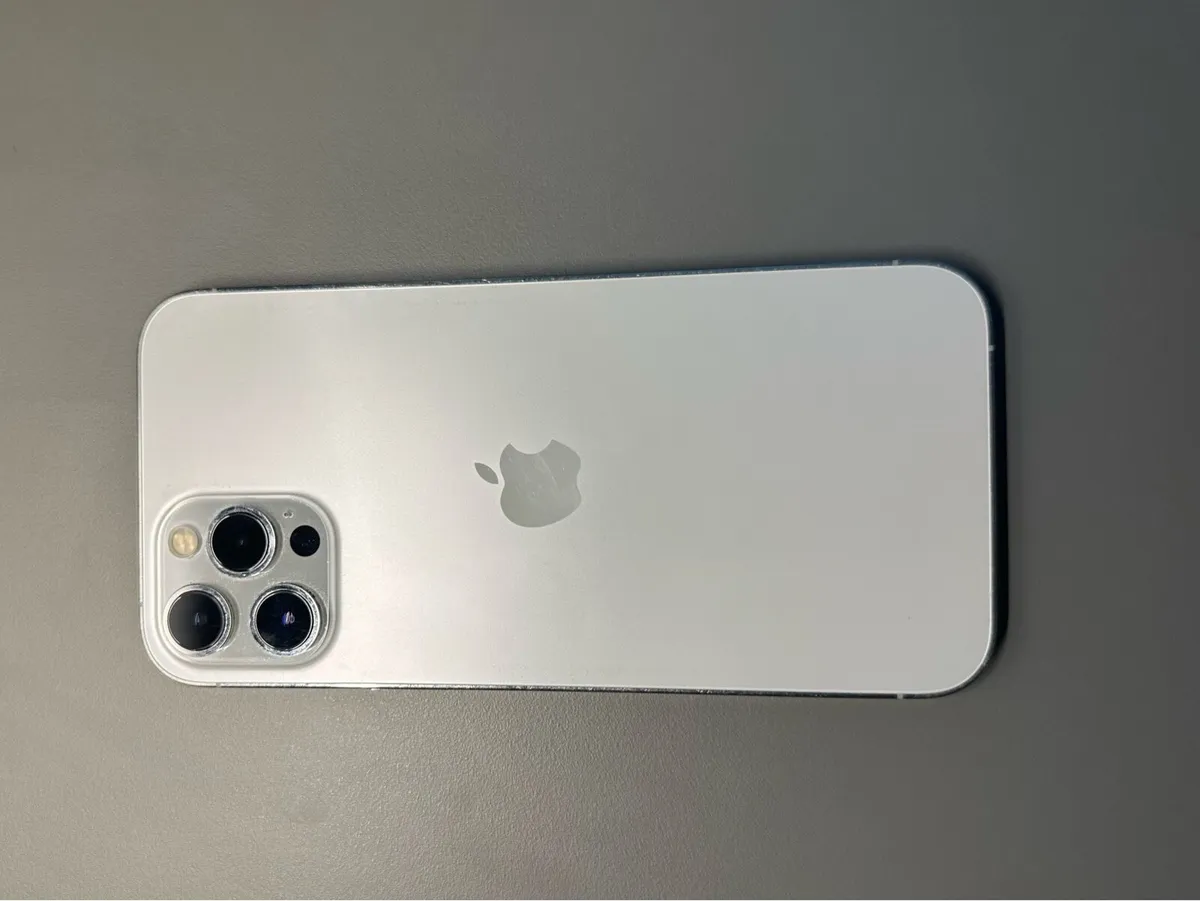 iPhone 12 Pro Max - Image 3