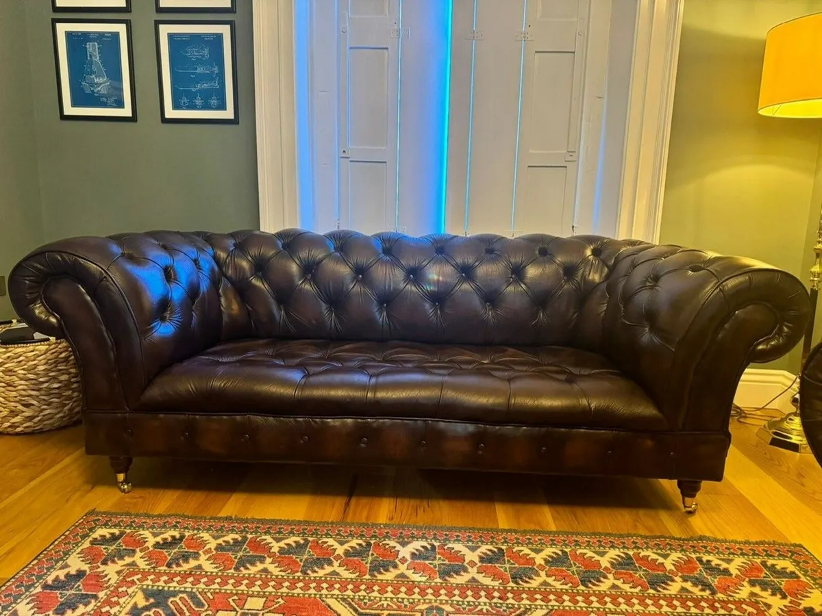 Original Chesterfield Sofa 3-Seater - Image 1