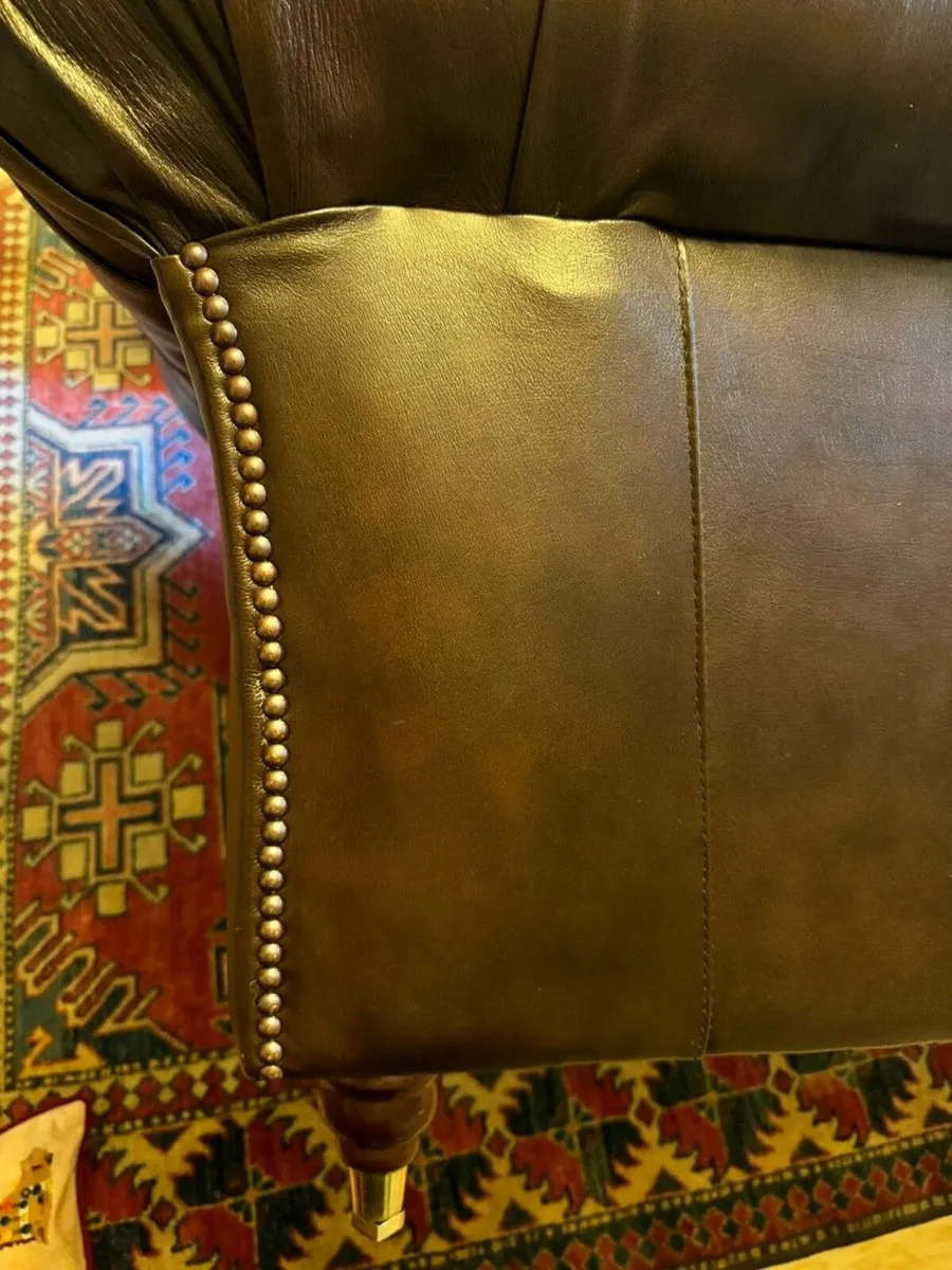 Original Chesterfield Sofa 3-Seater - Image 4