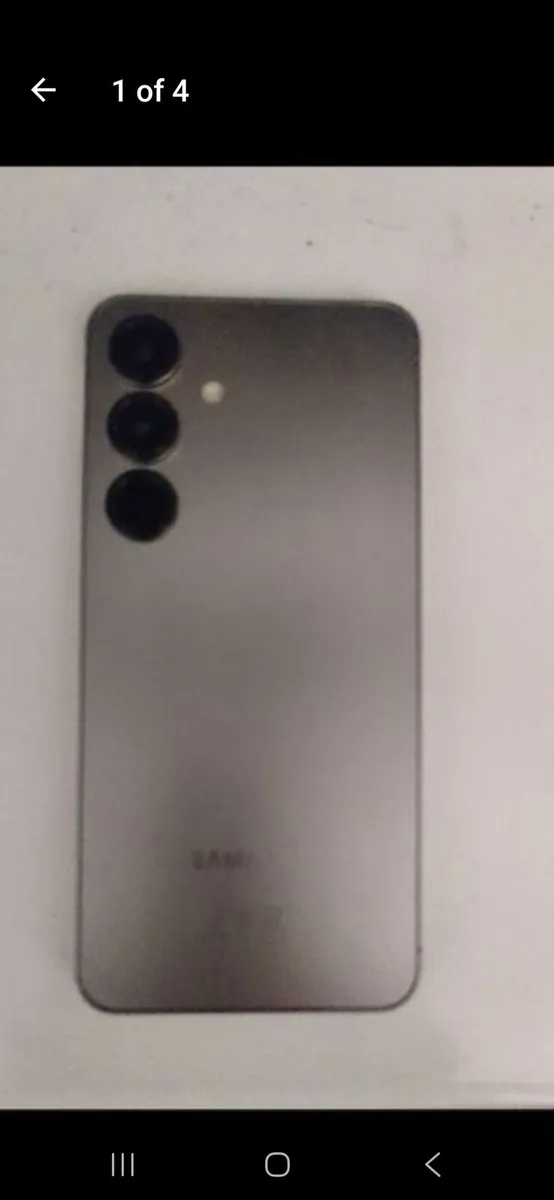 Samsung S25 with Extras - Image 1