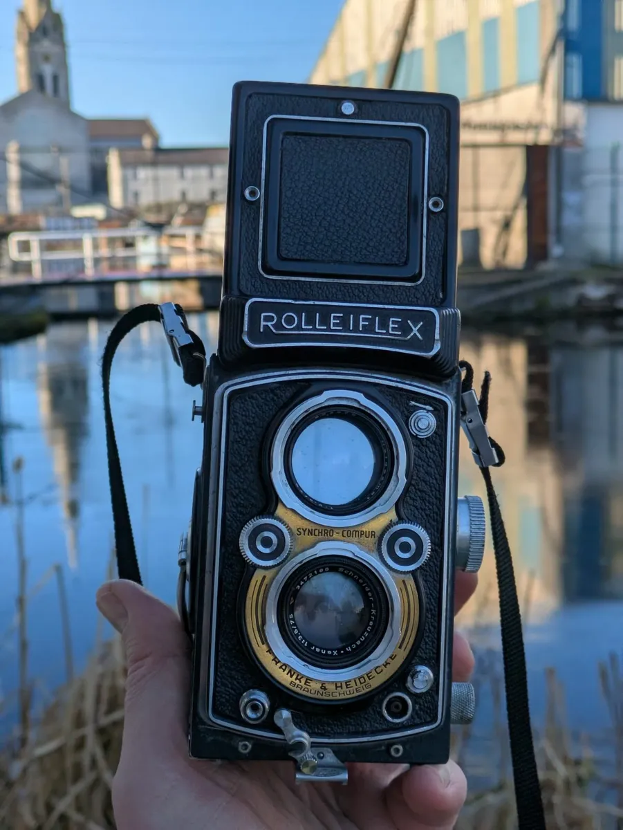 Rolleiflex TLR 6x6 camera - Image 1