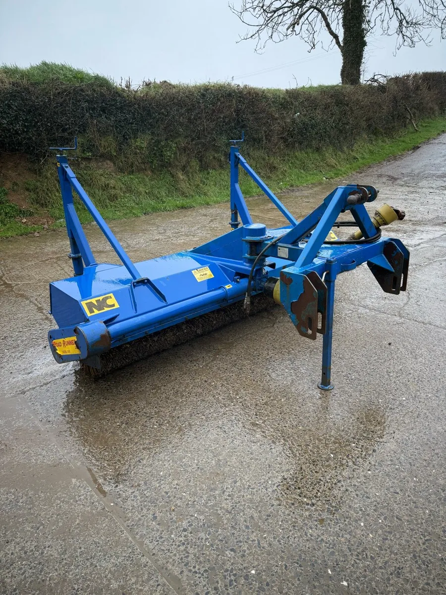 Nc road sweeper - Image 1