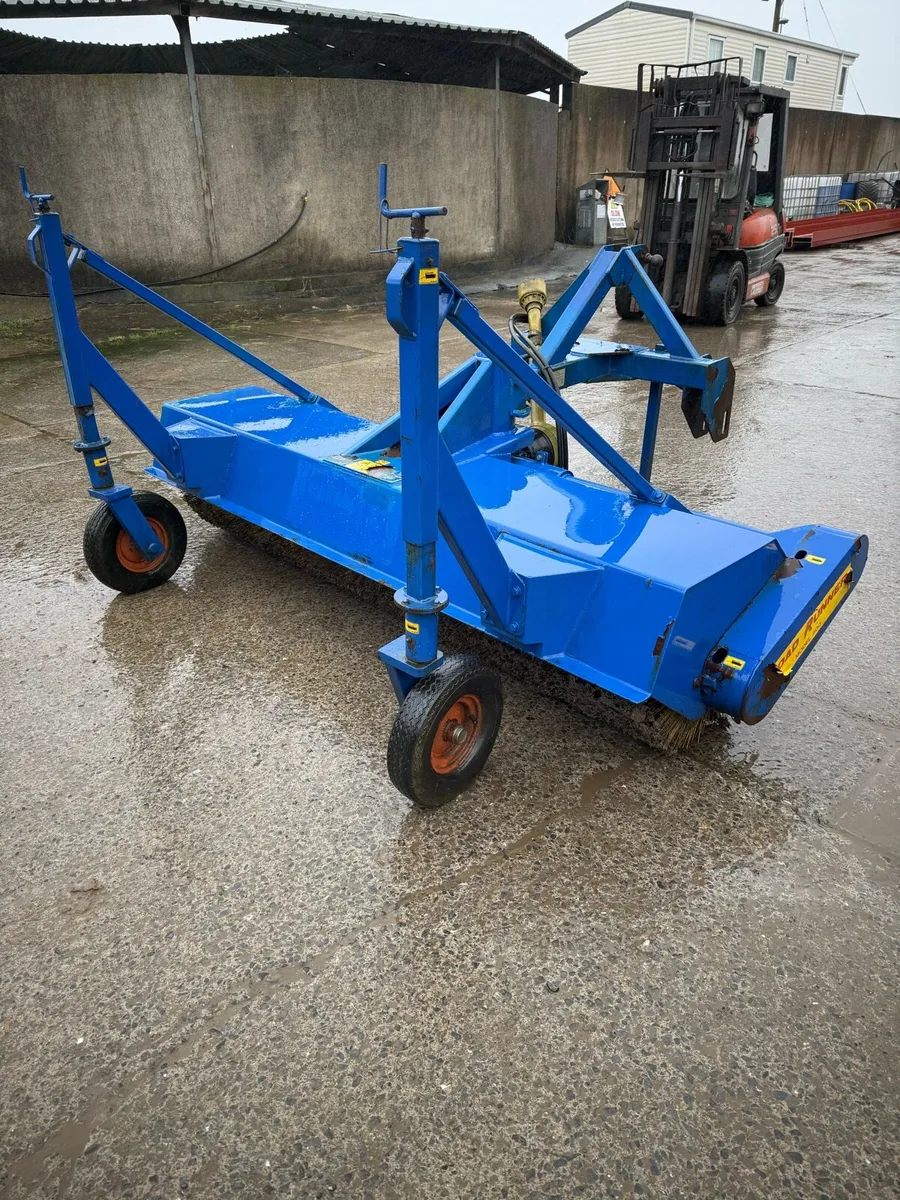 Nc road sweeper - Image 3