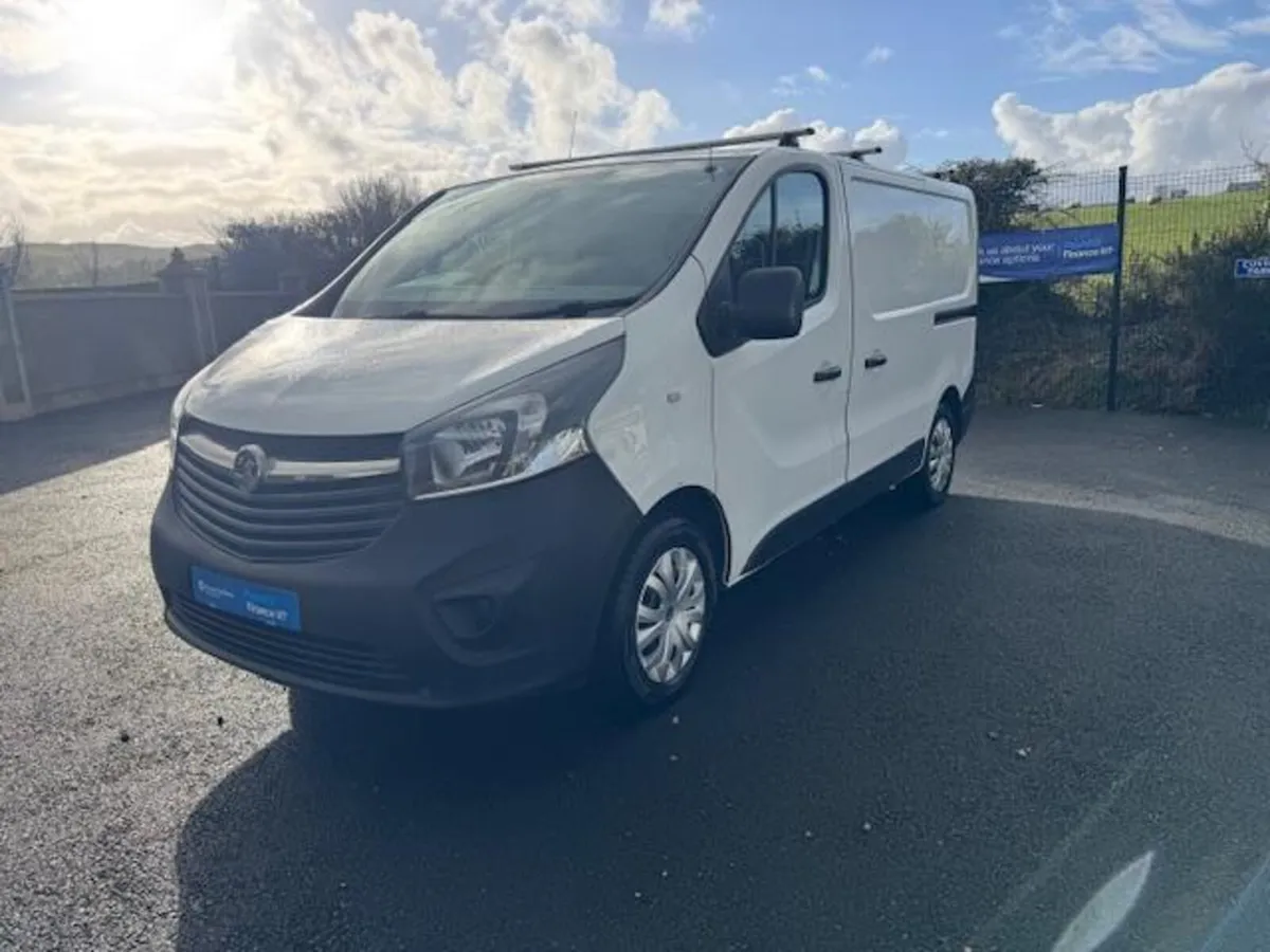 Vauxhall Vivaro - N.I. Registered - Image 3