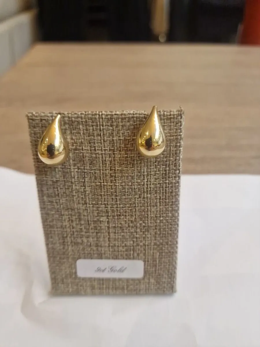 9ct Gold Earrings Brand new - Image 4