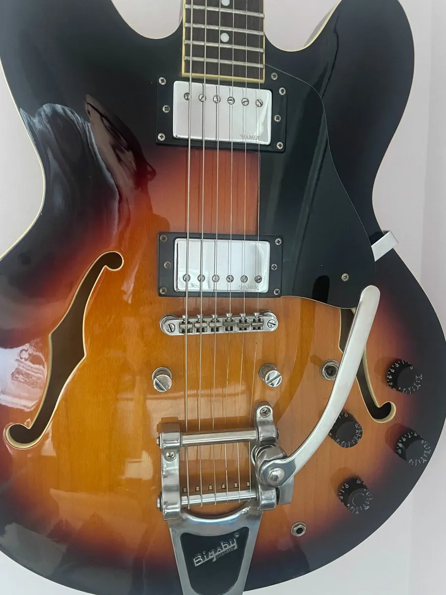 Hamer semi hollow Echotone electric guitar w/ case - Image 3
