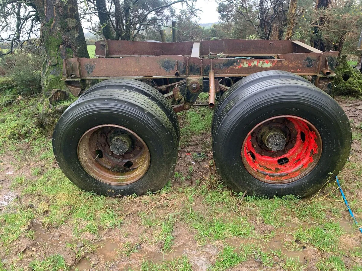 DOUBLE AXLE ON SPRINGS - Image 1