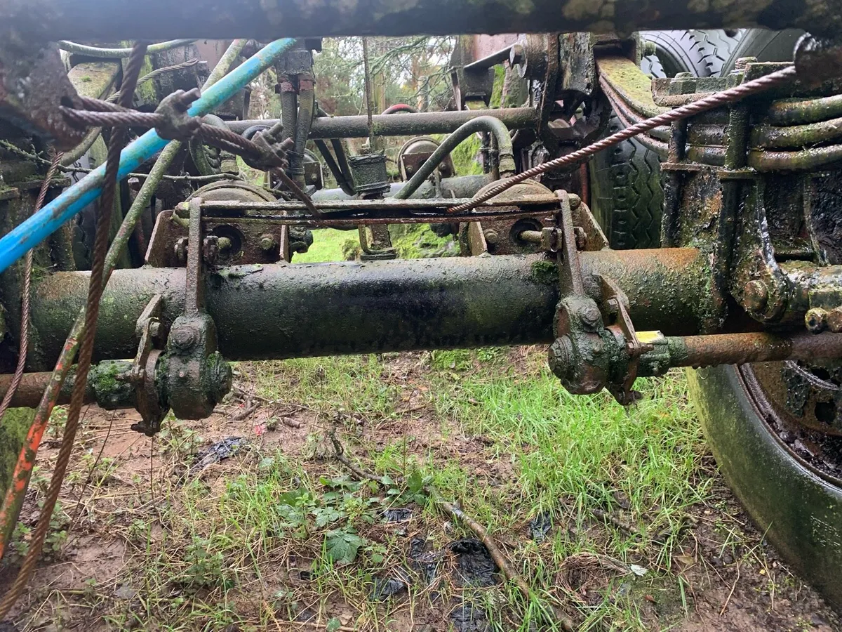 DOUBLE AXLE ON SPRINGS - Image 3