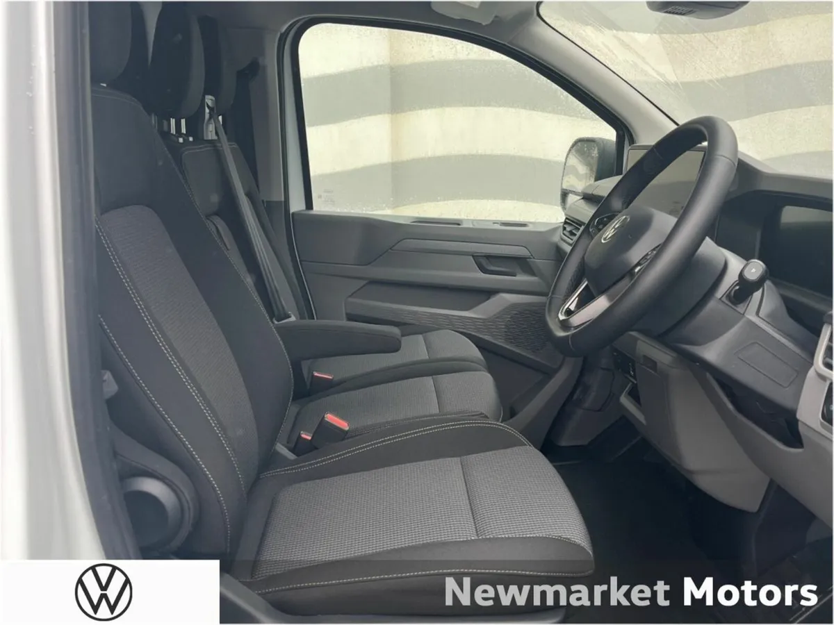 Volkswagen Transporter LONG WHEEL BASE 150BHP AUTO - Image 4