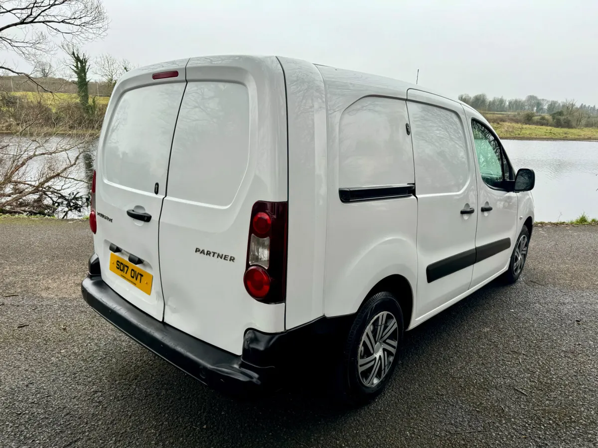 2017 Peugeot Partner LWB NO VAT (VRT €250) - Image 4