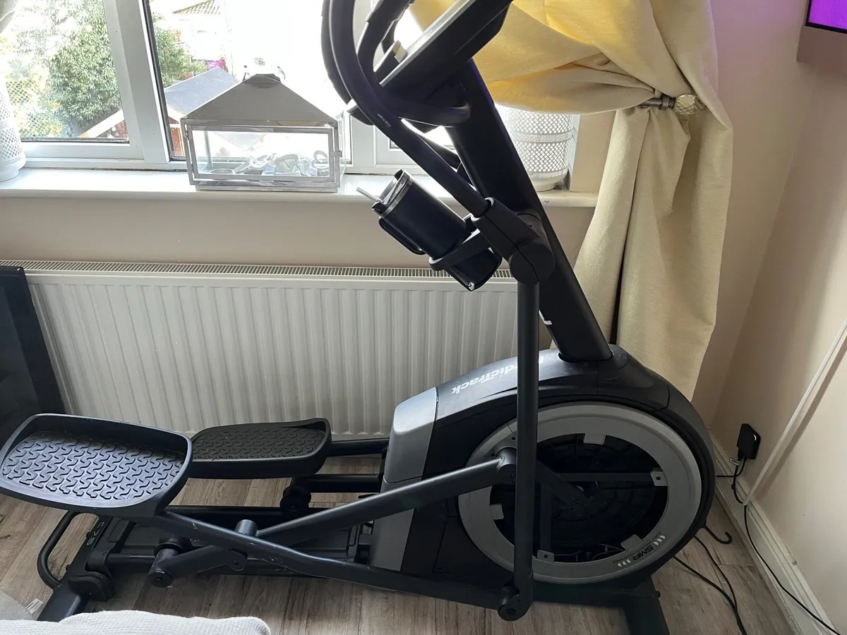 Elliptical nordictrack crosstrainer - Image 4