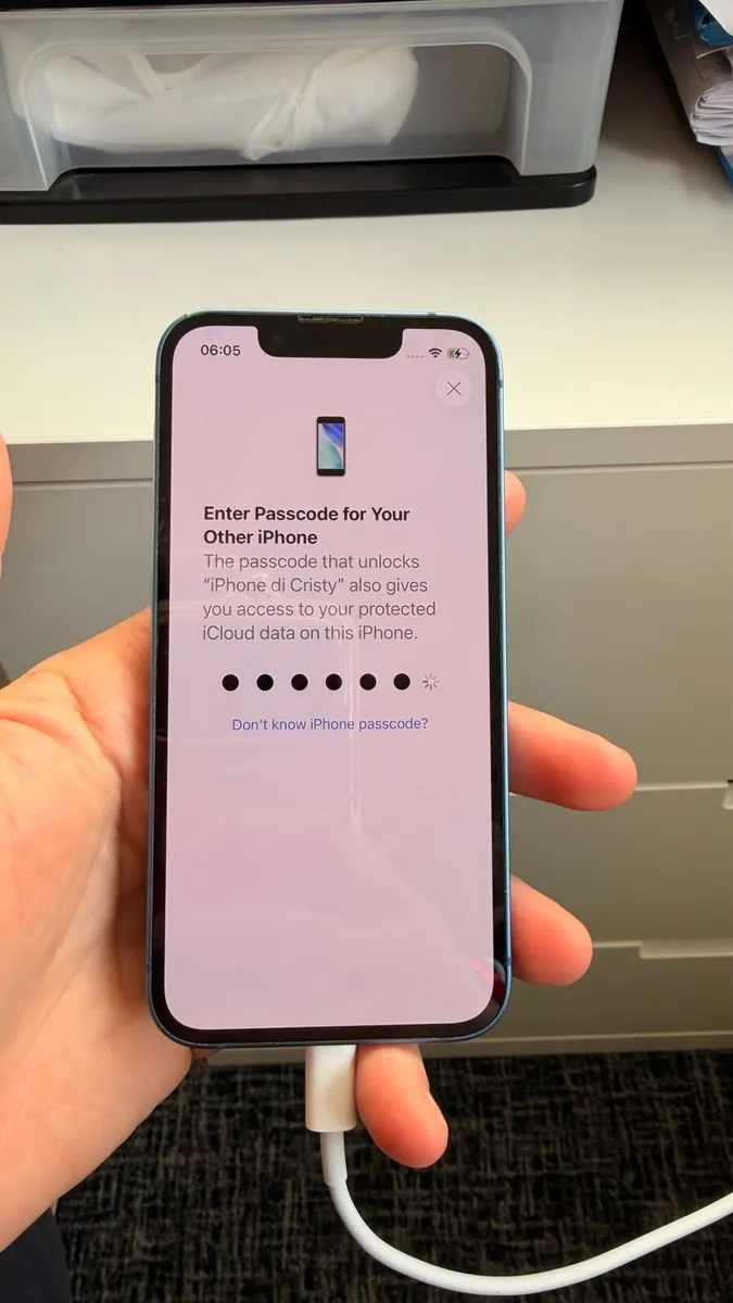 iPhone 13 mini - Image 1