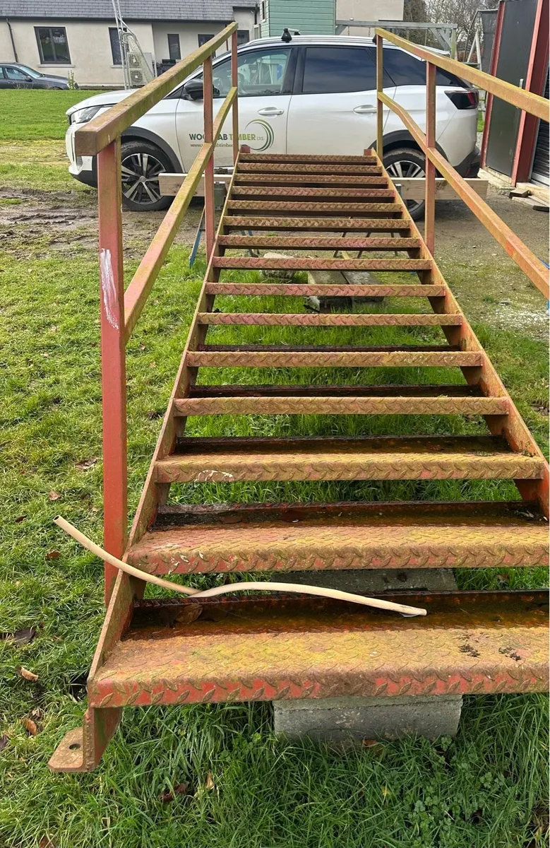 Factory made steel stairs. - Image 3