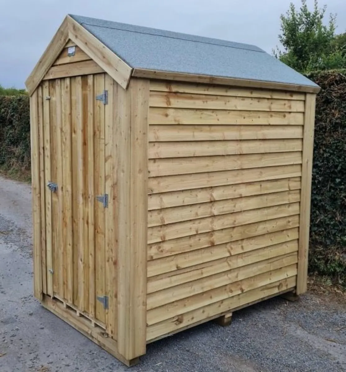 6' x 4' Economy Rustic Shed - Image 1
