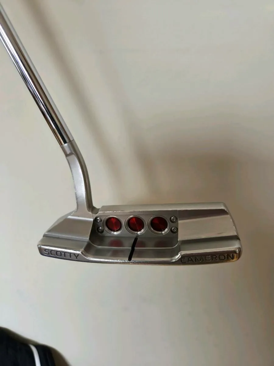 Scotty Cameron Select Newport 2.5 34" - Image 3