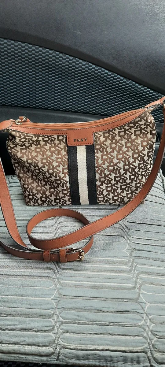 DKNY shoulder bag - Image 1