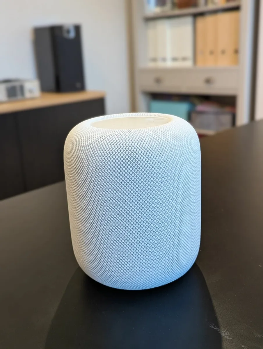 Apple Home Pod - Image 1