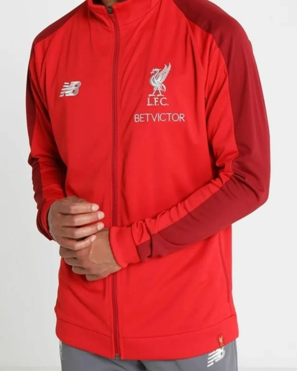 Red LFC Liverpool18 19 Football Jacket XL - Image 2