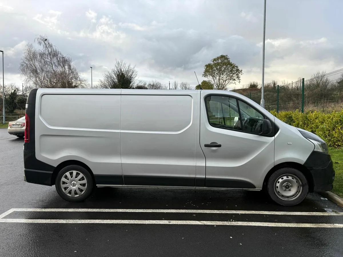 Nissan NV300 2019 - Image 3