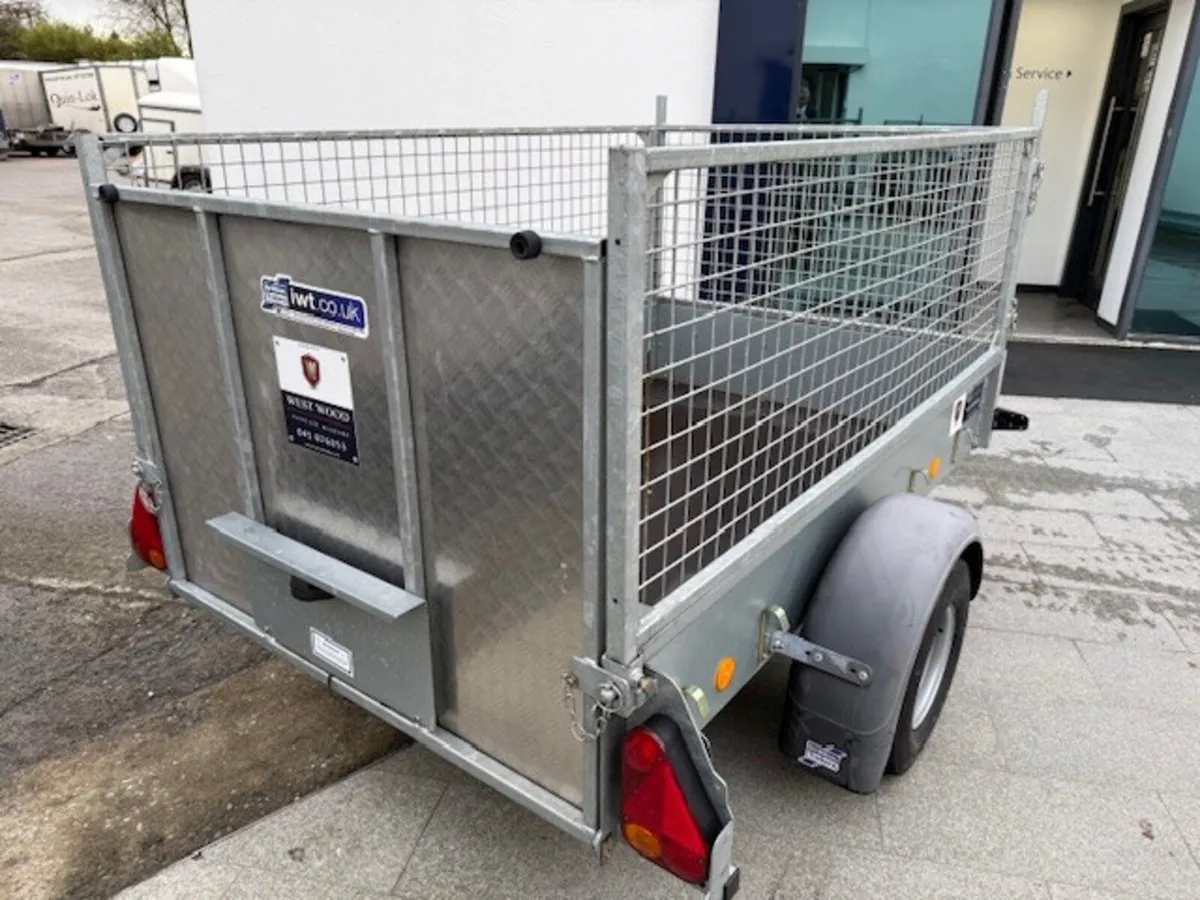 T805659 New Old Stock P6e 6'6'' x 4' Ifor Williams - Image 2