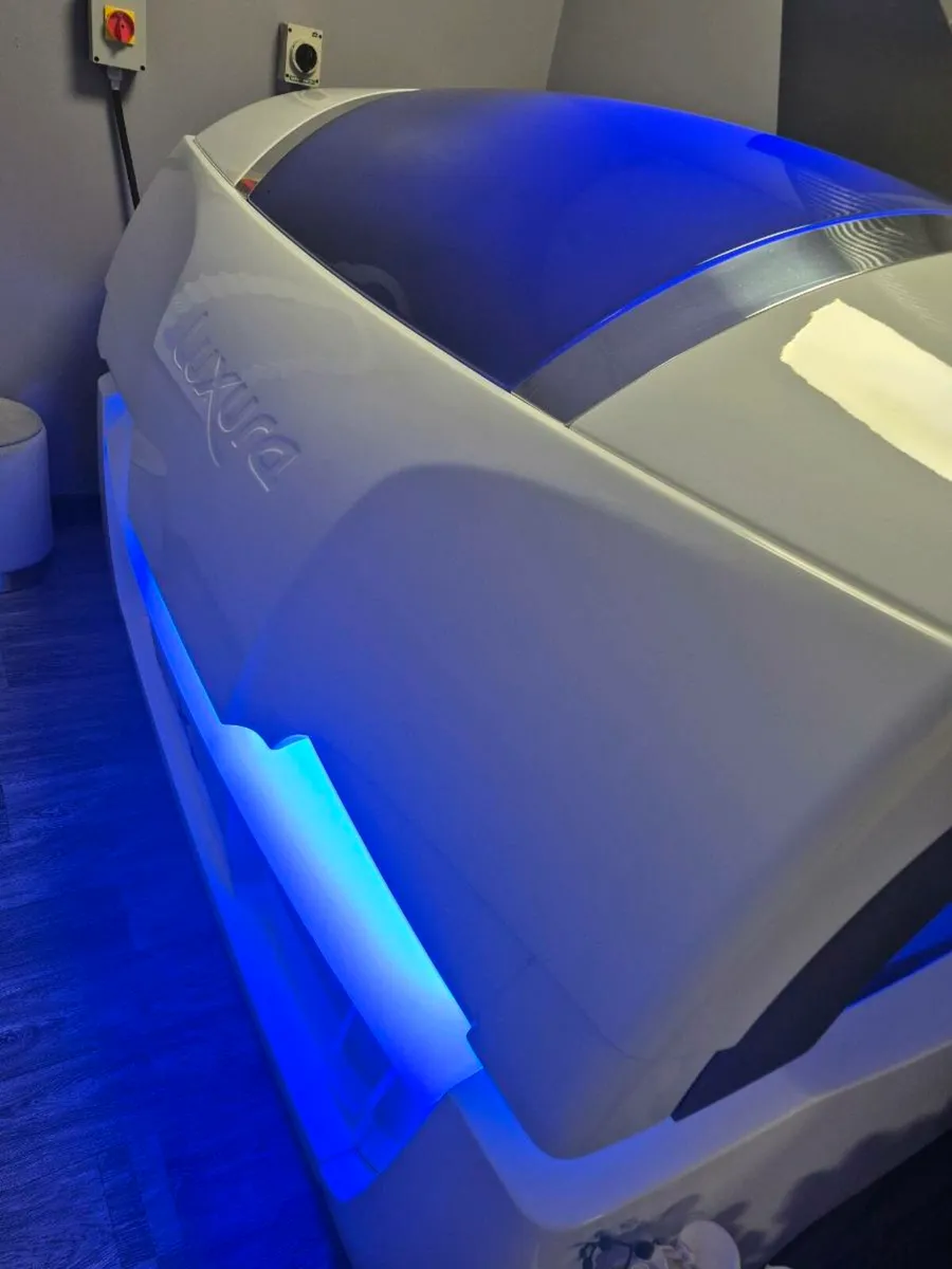 Luxura Sunbeds - Image 4