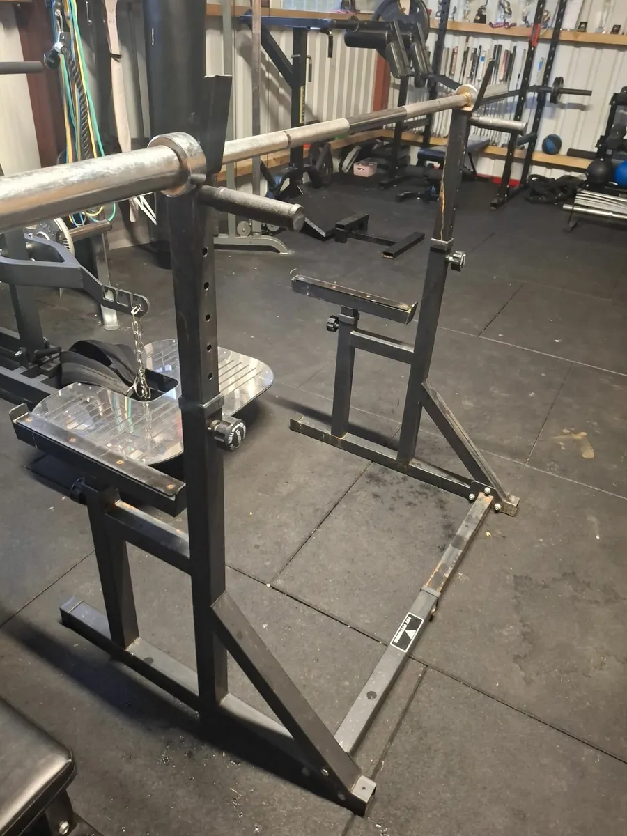 Squat rack and barbell