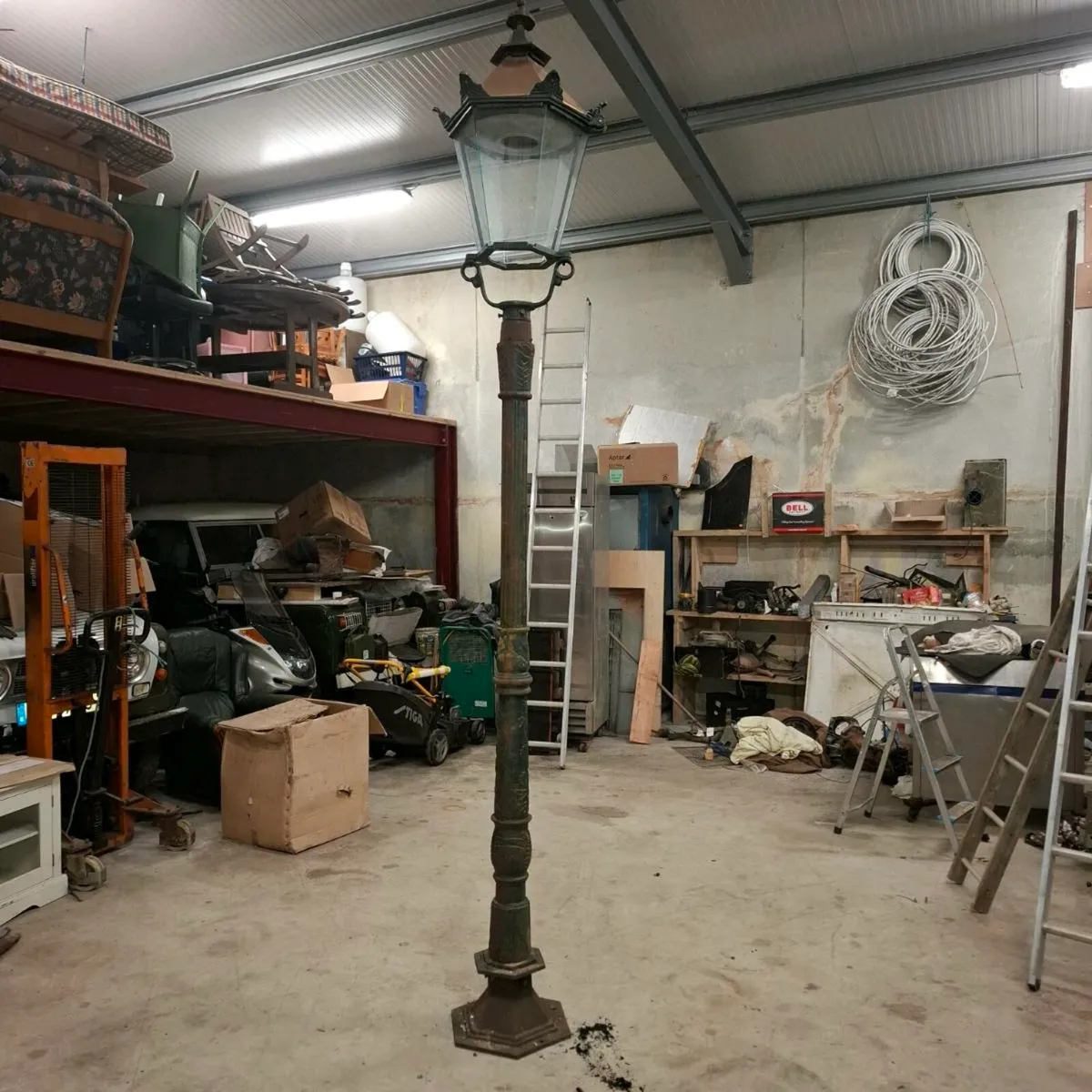 Old style outdoor lamps - Image 2