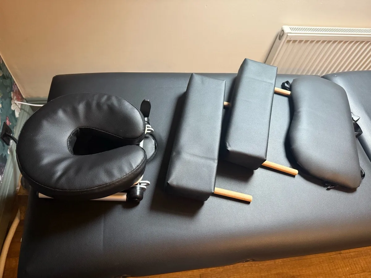 Portable Massage/Beauty Bed - Image 3