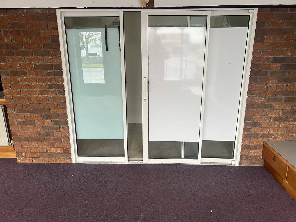 Aluminum patio door - Image 2