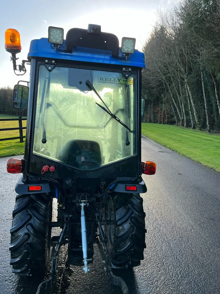 2023 Solis 26 Tractor - Image 3