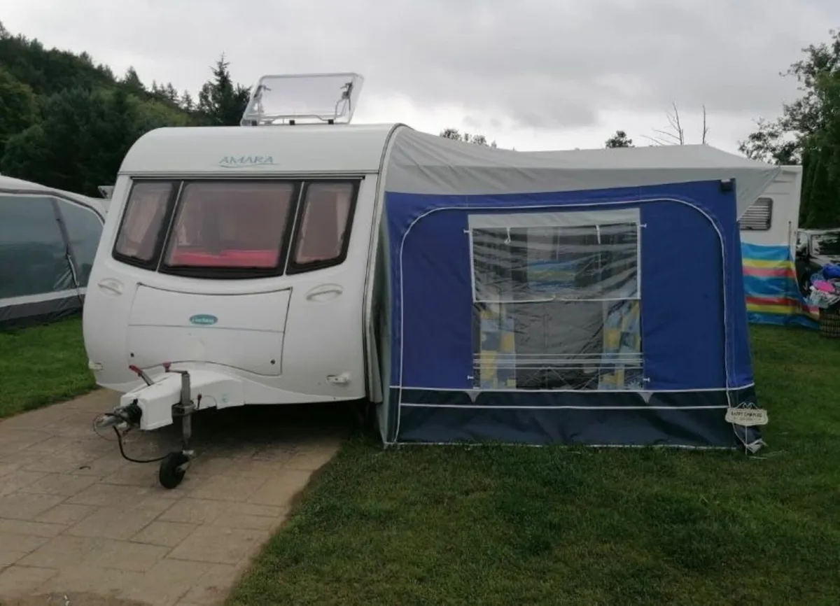 5 BERTH COACHMAN CARAVAN - Image 1