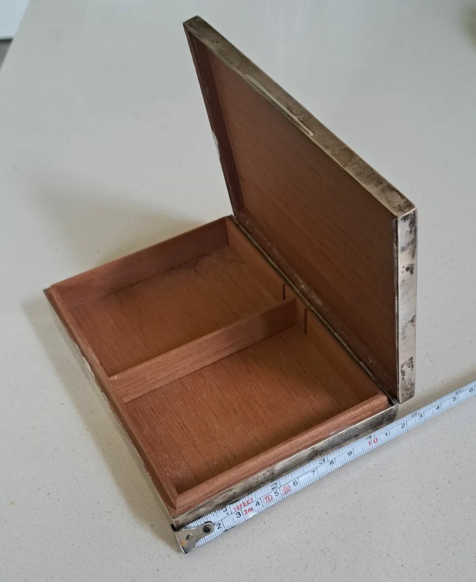 Sterling Silver Cigarette Box - large - Image 4