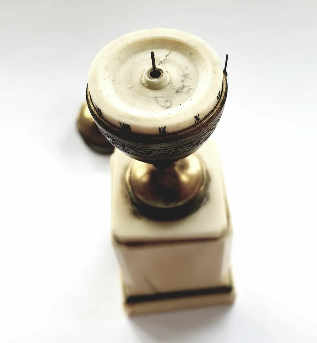 Antique Annular Desk Clock - Image 4