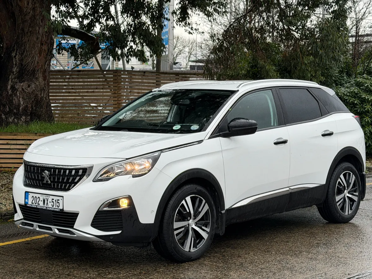 Peugeot 3008 2020..WIRELESS PHONE CHARGER..2 KEYS - Image 2