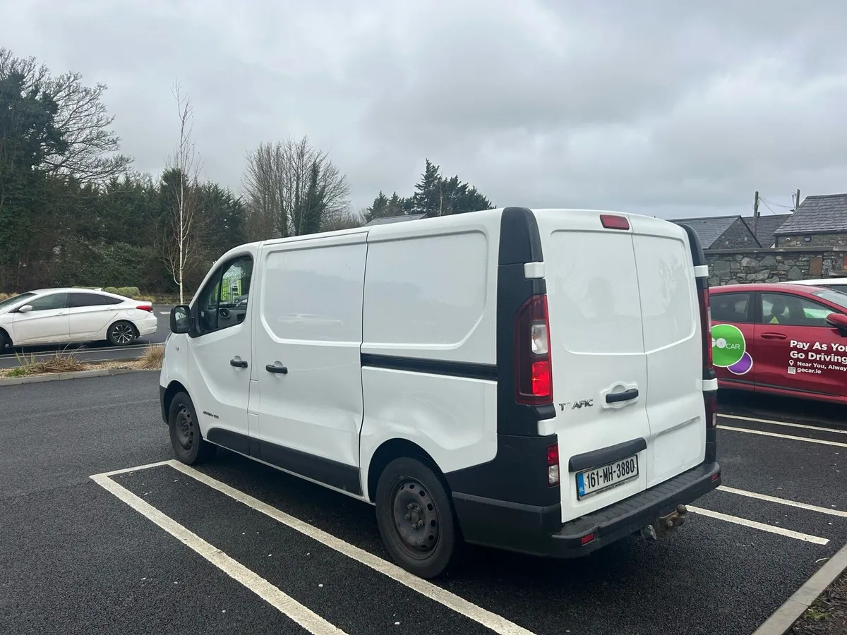 RENAULT TRAFFIC 2016 TAX AND CVRT - Image 4