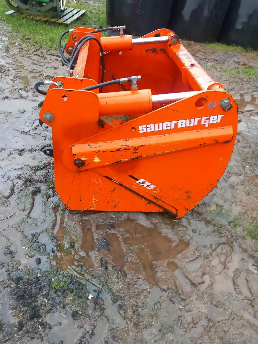 Farm machinery - Image 3