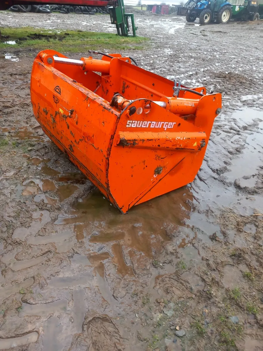 Farm machinery - Image 4