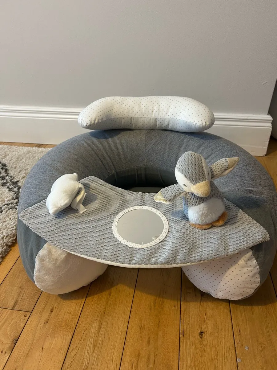 Inflatable baby chair