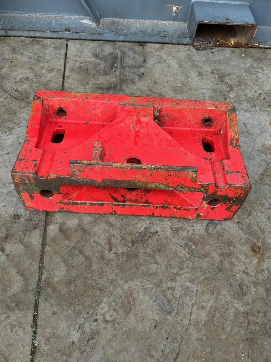 Case CX / MC Cornick Weight Block - Image 3