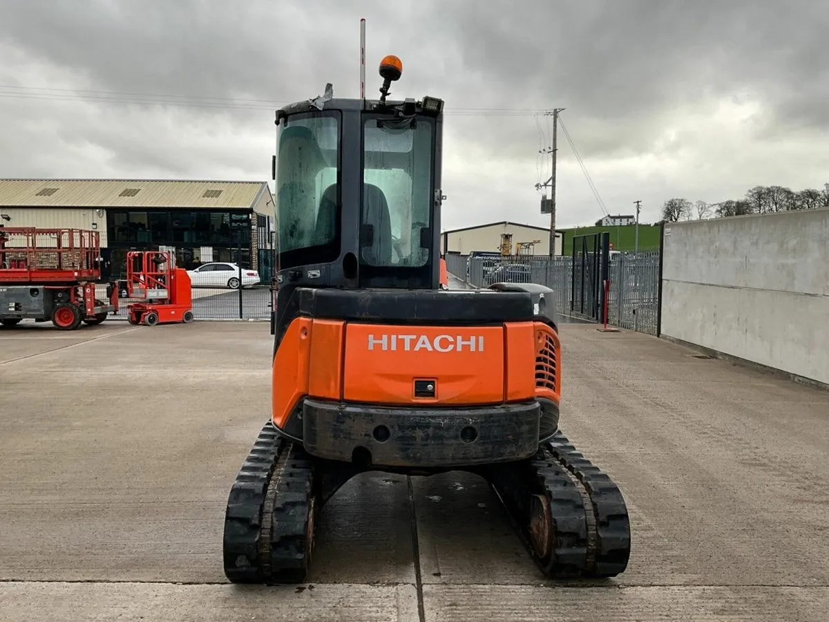 HITACHI ZX52U-3 5.2 TON MIDI DIGGER - Image 3