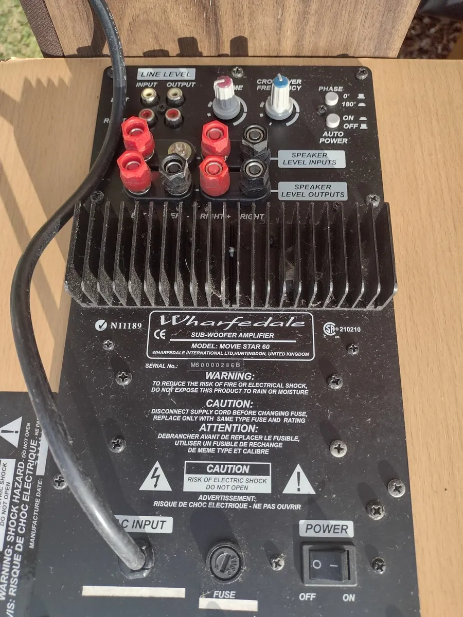 Antique heavy wooden Wharfedale sub-woofer amplifi - Image 1