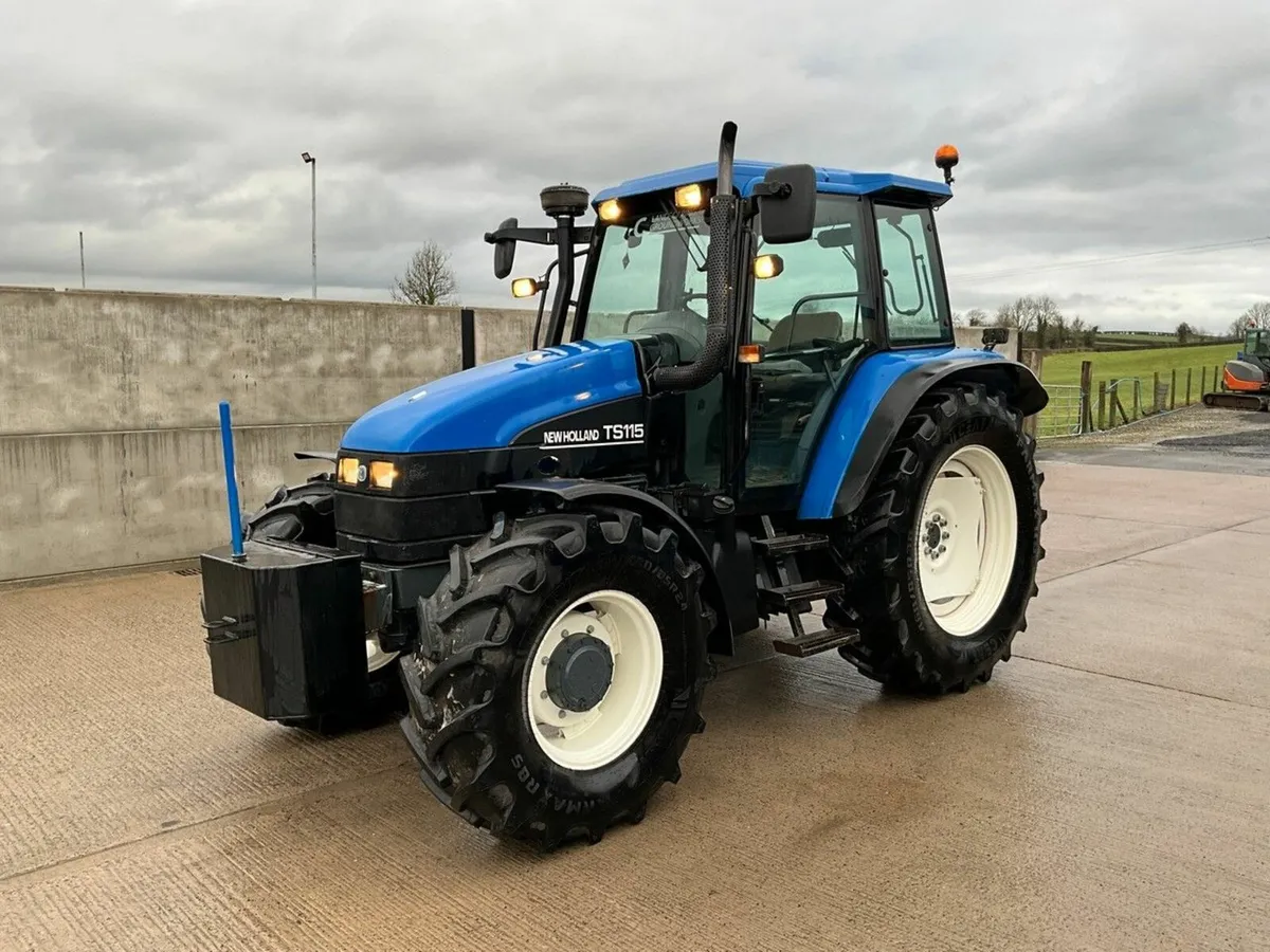 NEW HOLLAND TS115 4WD TRACTOR - Image 1