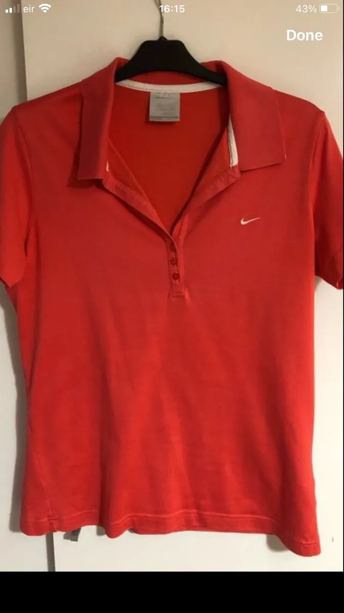 Ladies Nike top size 14/16 €8 - Image 4